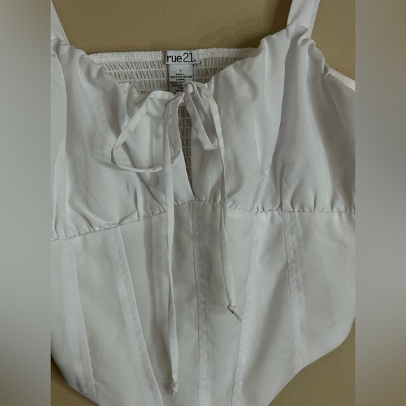 (2 for $15) White rue 21 tie front corset style top - Picture 2 of 4